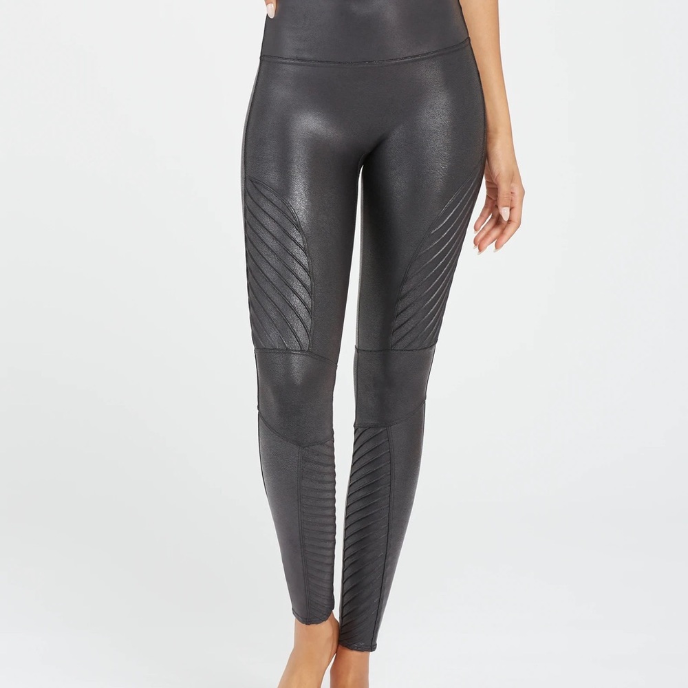 SPANX Faux Leather Moto Leggings Petite Medium
